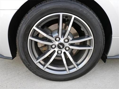 2015 Ford Mustang EcoBoost Premium