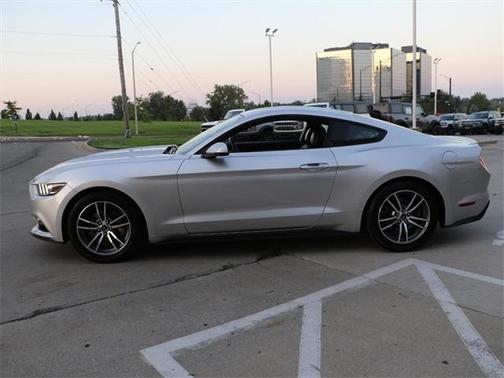 2015 Ford Mustang EcoBoost Premium