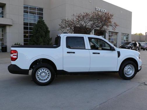 Oxford White 2026 Ford Maverick XL