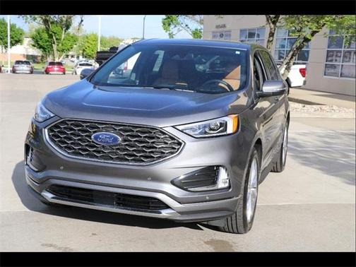 2023 Ford Edge Titanium
