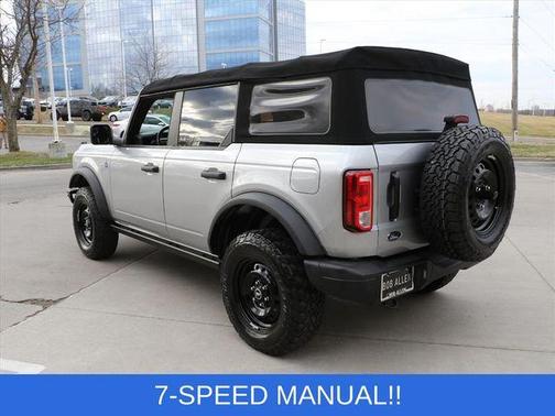 2022 Ford Bronco Black Diamond