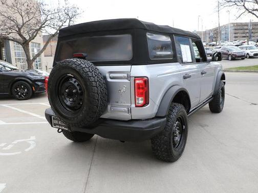 2022 Ford Bronco Black Diamond