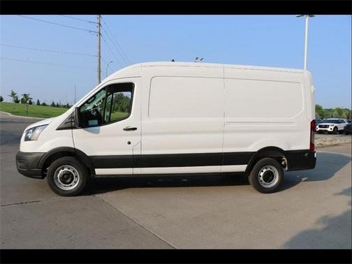 2025 Ford Transit-250 148 WB Medium Roof Cargo