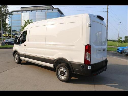 2025 Ford Transit-250 148 WB Medium Roof Cargo