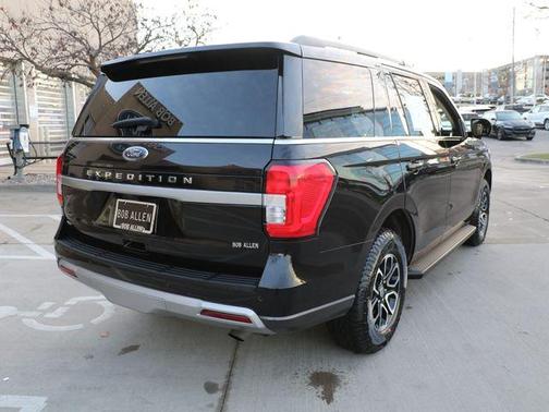 2024 Ford Expedition XLT