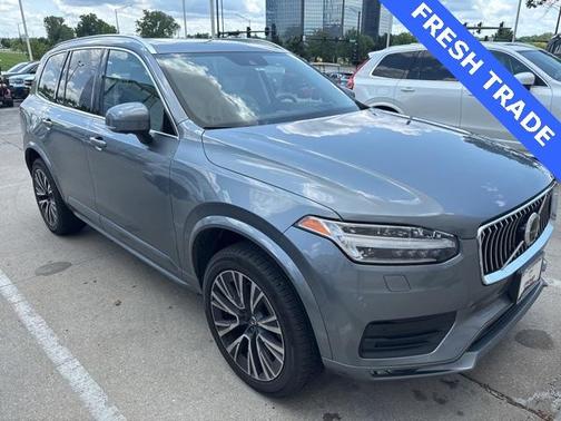 2020 Volvo XC90 T6 Momentum 6 Passenger