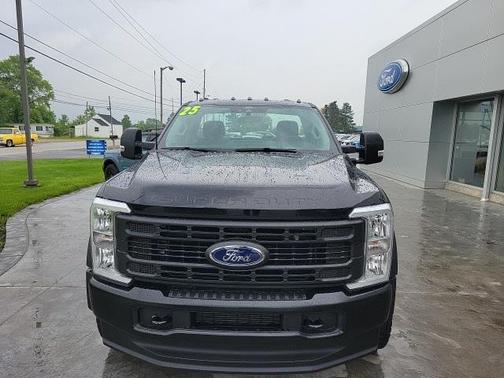 2025 Ford F-450 XL