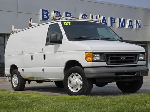 2007 Ford E250 Base