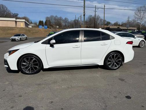 2020 Toyota Corolla SE