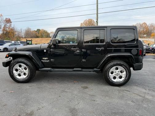 2013 Jeep Wrangler Unlimited Sahara