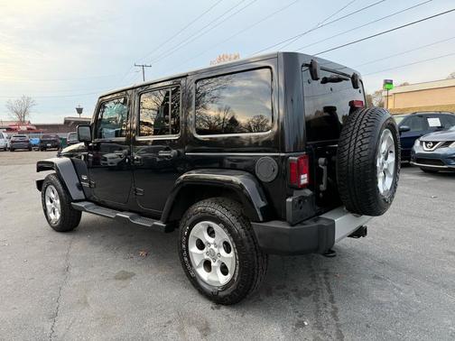 2013 Jeep Wrangler Unlimited Sahara