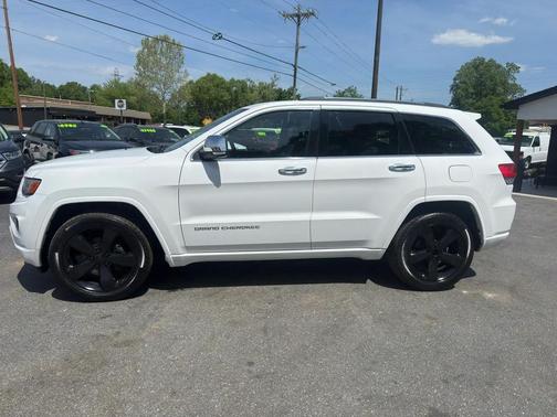 White 2014 Jeep Grand Cherokee Overland