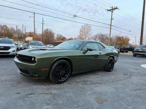 2018 Dodge Challenger SXT