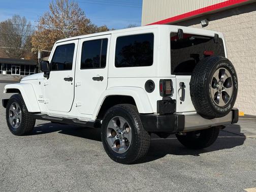 2017 Jeep Wrangler Unlimited Sahara