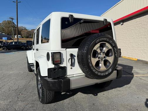 2017 Jeep Wrangler Unlimited Sahara