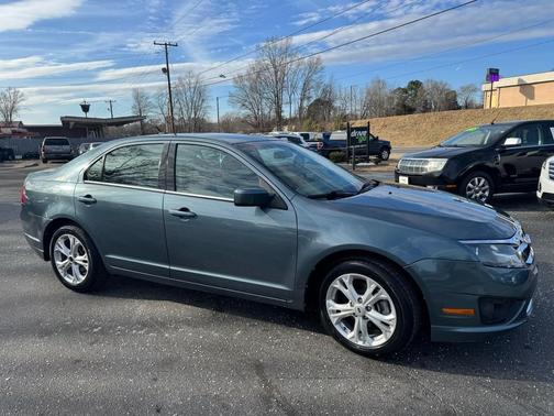 2012 Ford Fusion SE