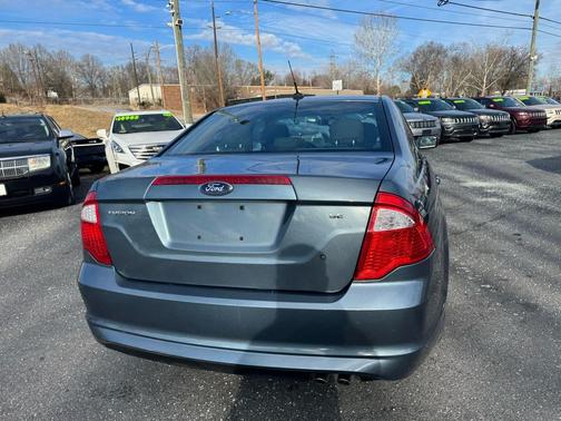 2012 Ford Fusion SE