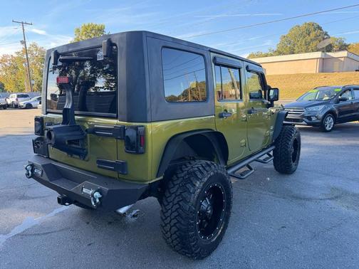 2010 Jeep Wrangler Unlimited Sahara