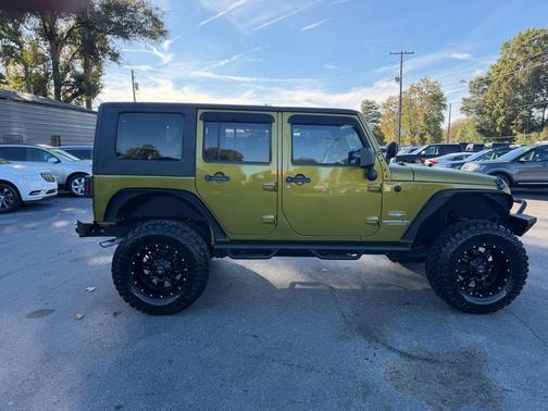 2010 Jeep Wrangler Unlimited Sahara