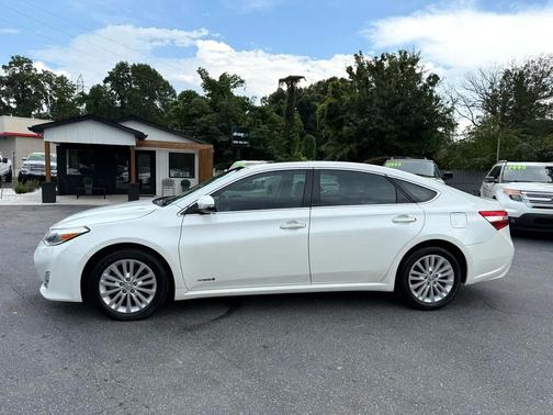 2015 Toyota Avalon Hybrid XLE Premium