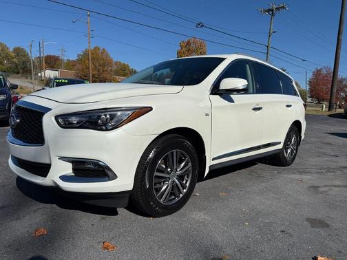 2017 INFINITI QX60 Base