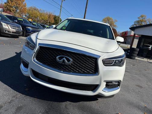 2017 INFINITI QX60 Base