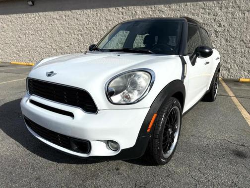 2011 MINI Cooper S Countryman Base
