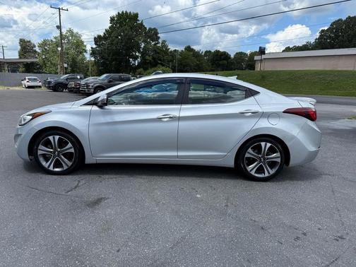 2015 Hyundai ELANTRA Sport