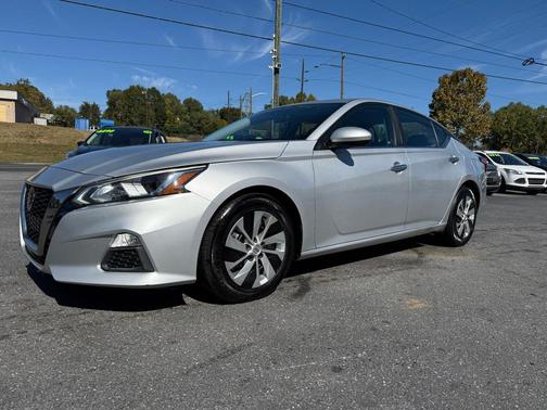 2020 Nissan Altima S FWD