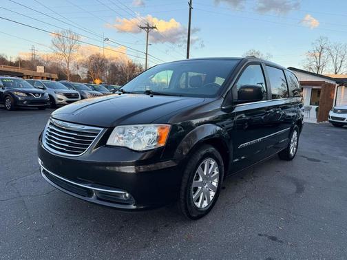 2015 Chrysler Town & Country Touring