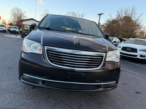2015 Chrysler Town & Country Touring