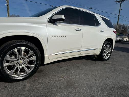 2019 Chevrolet Traverse Premier