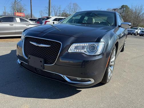 2018 Chrysler 300 Limited