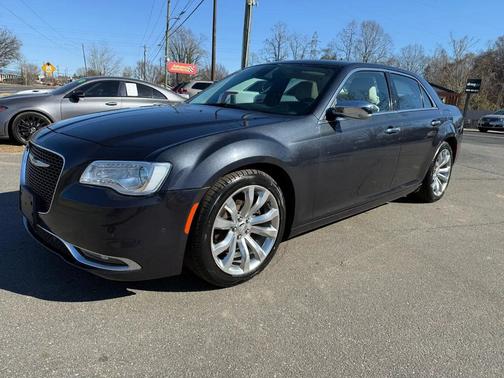 2018 Chrysler 300 Limited
