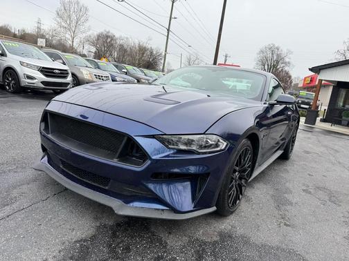 2020 Ford Mustang EcoBoost