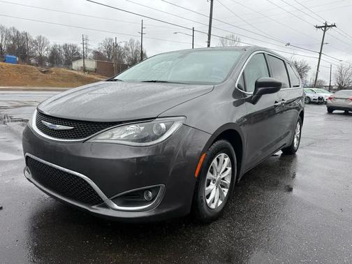 2019 Chrysler Pacifica Touring Plus