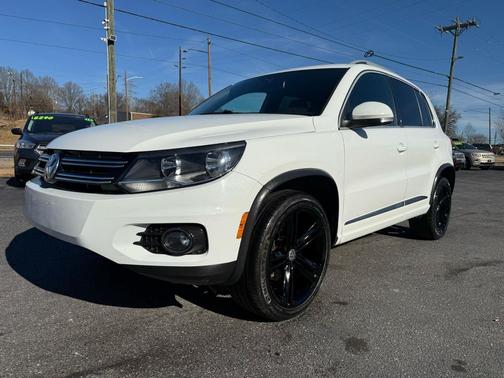 2016 Volkswagen Tiguan R-Line