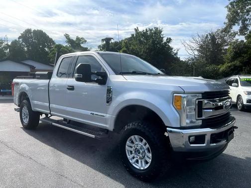 2017 Ford F-250 XLT