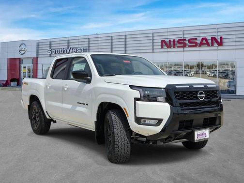 Glacier White 2027 Nissan Frontier SV