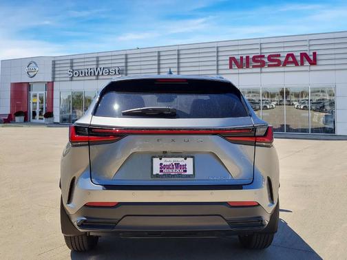 2025 Lexus NX 250 Premium