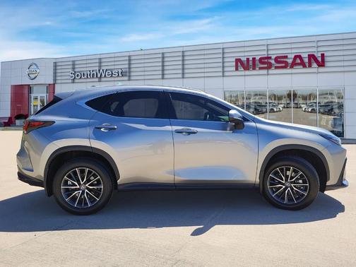 2025 Lexus NX 250 Premium