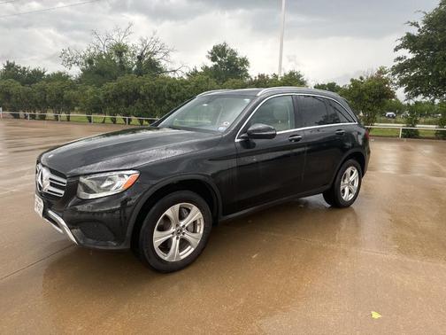 2017 Mercedes-Benz GLC 300 Base