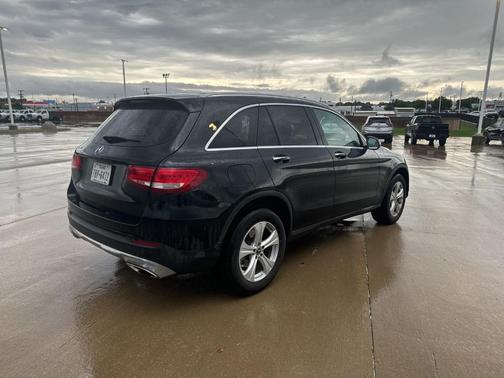 2017 Mercedes-Benz GLC 300 Base