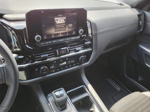 2025 Nissan Pathfinder Rock Creek