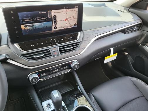 2025 Nissan Altima SL