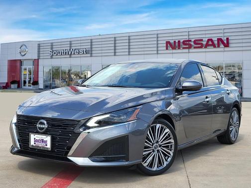 2025 Nissan Altima SL