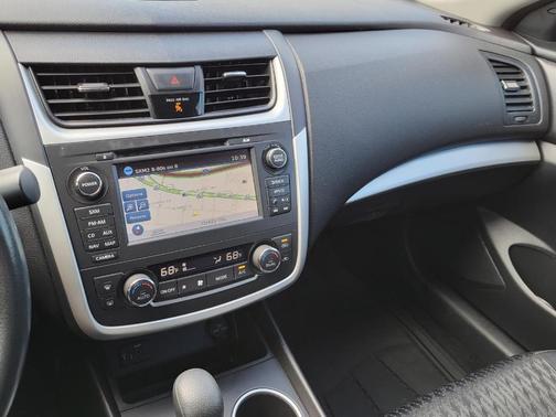 2017 Nissan Altima 2.5 SV
