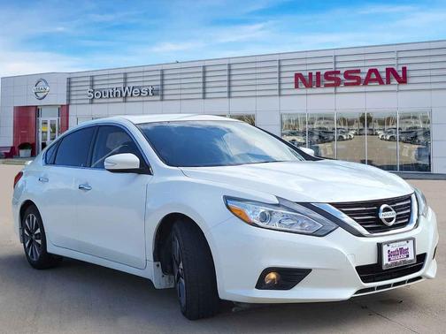 2017 Nissan Altima 2.5 SV