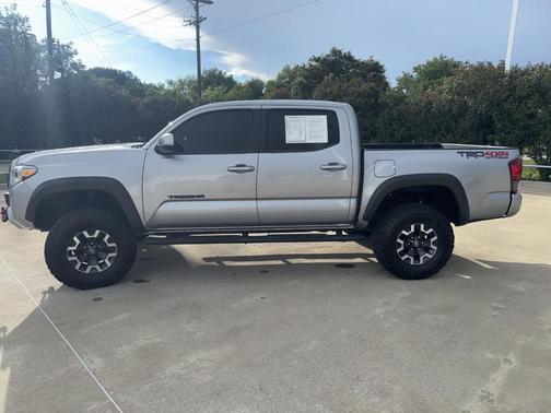 Silver Sky Metallic 2019 Toyota Tacoma TRD Off Road