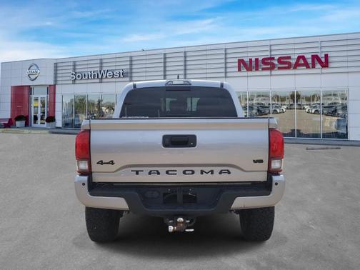 Silver Sky Metallic 2019 Toyota Tacoma TRD Off Road